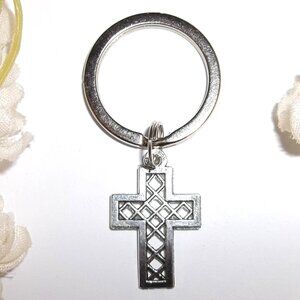 Silver Cross Keychain Unisex Gift Idea Keyring Key Chain Holder Present NWT D210